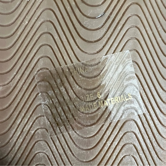 Penn State Sandals with Log New 6 - Picture 4 of 4